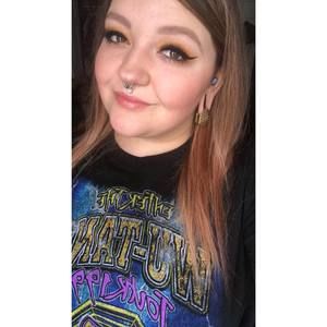 Meet your Posher, Roxanne